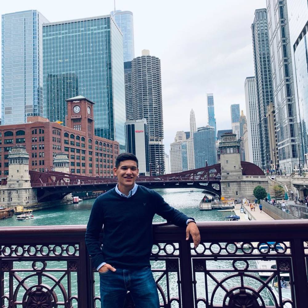 Meet your Posher, Gerardo